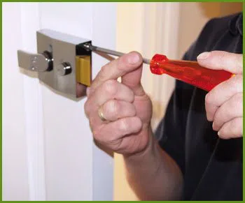 Neighborhood Locksmith Services Highlands, TX 281-789-0125 - 10-lock-smiths