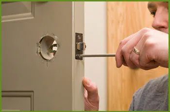 Neighborhood Locksmith Services Highlands, TX 281-789-0125 - 13-lock-replace