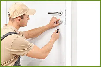 Neighborhood Locksmith Services Highlands, TX 281-789-0125 - 5-lock-repair